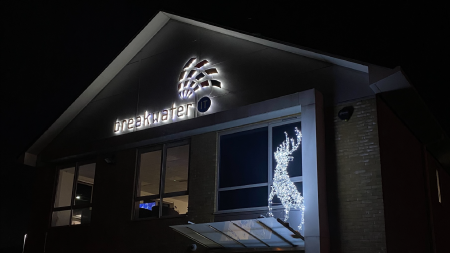 Breakwater IT Office with Light up Reindeer